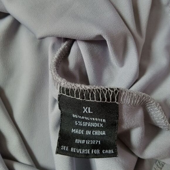 Mark Edwards Gray Double Lined Short Sleeve Stretchy V-Neck Blouse Women's XL - Picture 3 of 12